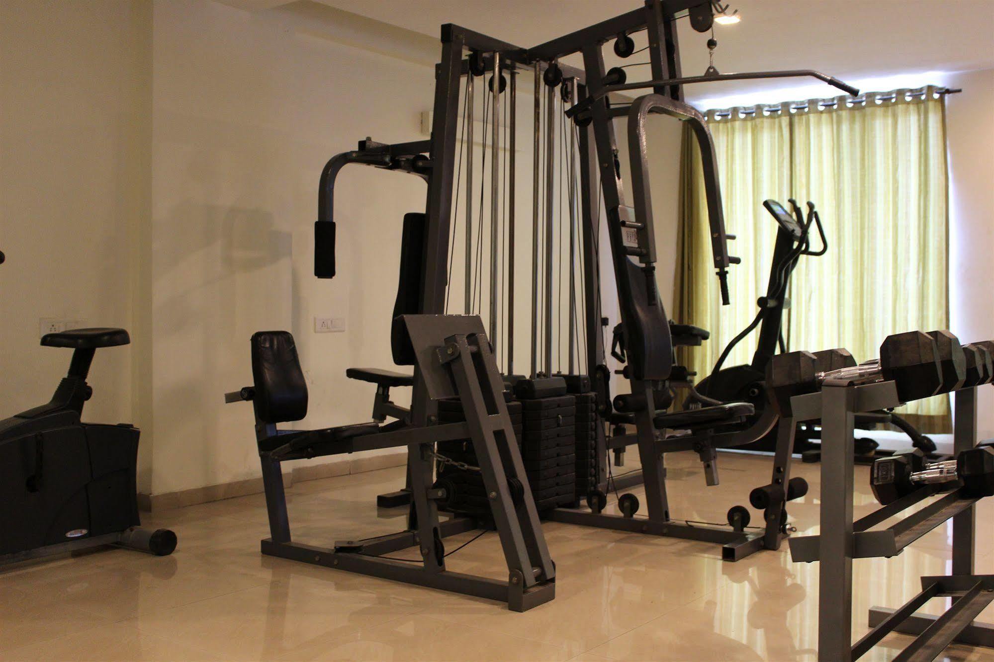 Pallavi A'Vida Navi Mumbai Exteriör bild